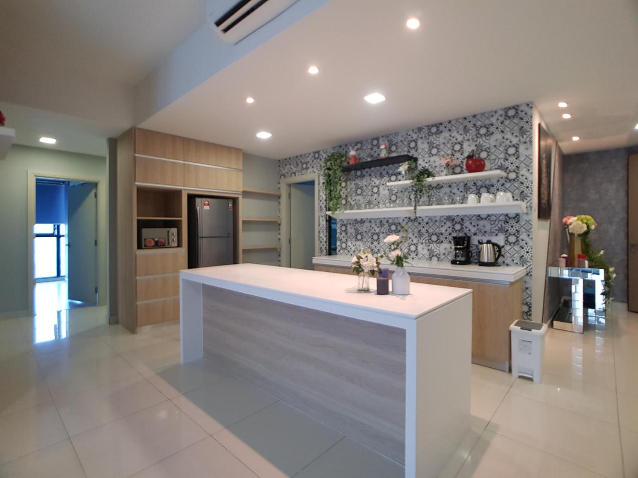 Southkey Mosaic By Cozystay Johor Bahru Exterior foto